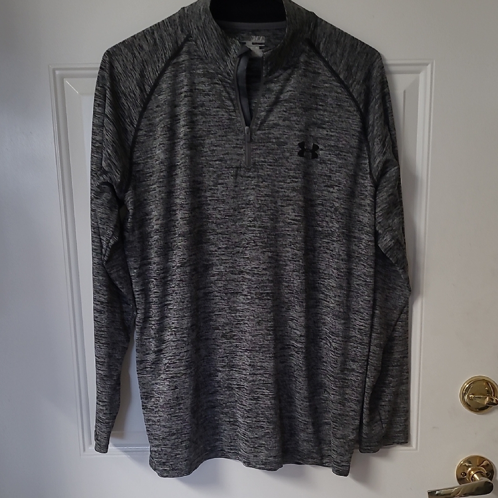 Under Armour Charcoal Heather Quarter-Zip Top